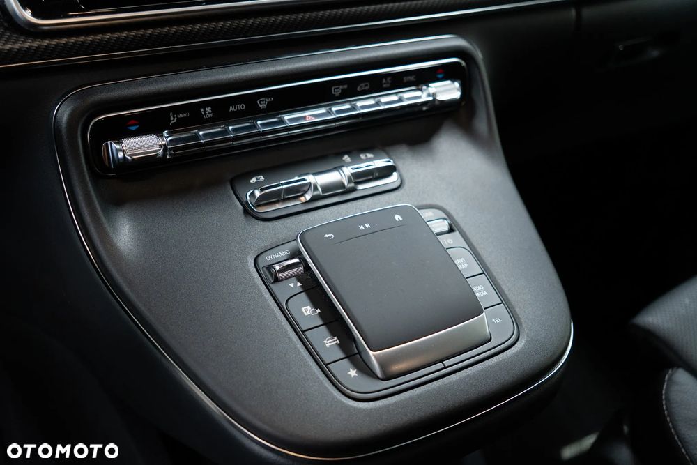 Mercedes-Benz Klasa V 300 d 4-Matic 9G-Tronic Avantgarde (ekstra d³) - 29