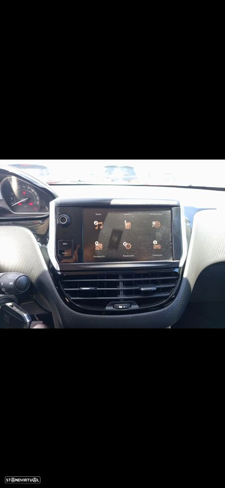Peugeot 2008 1.6 BlueHDi Style - 15