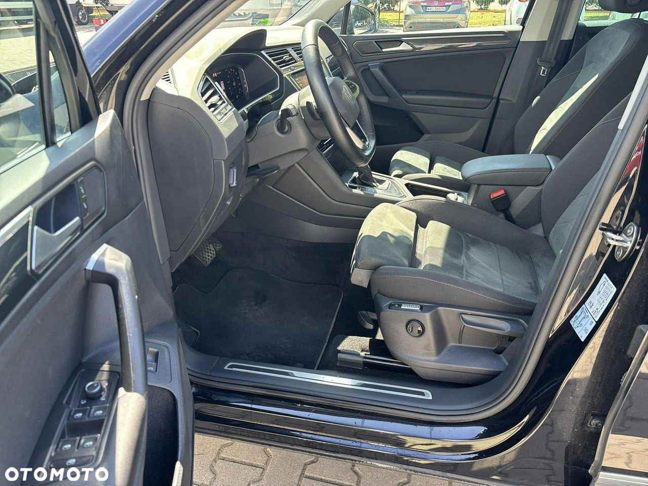 Volkswagen Tiguan 1.5 TSI EVO Elegance DSG - 11