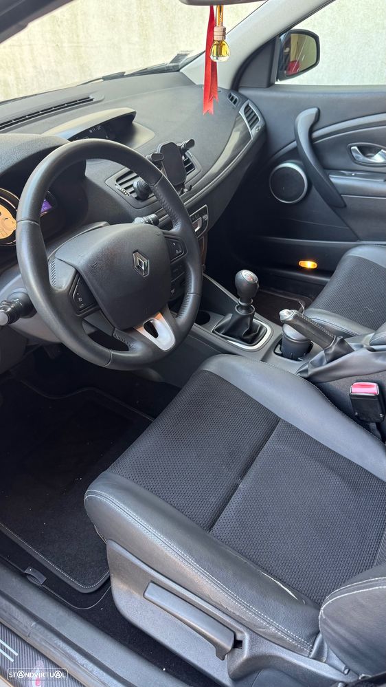 Renault Mégane 1.5 dCi Dynamique S - 6