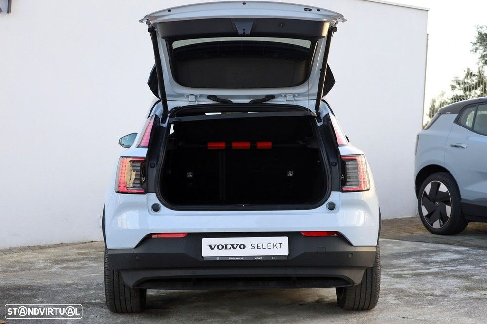 Volvo EX30 69 kWh Twin Motor Plus - 4