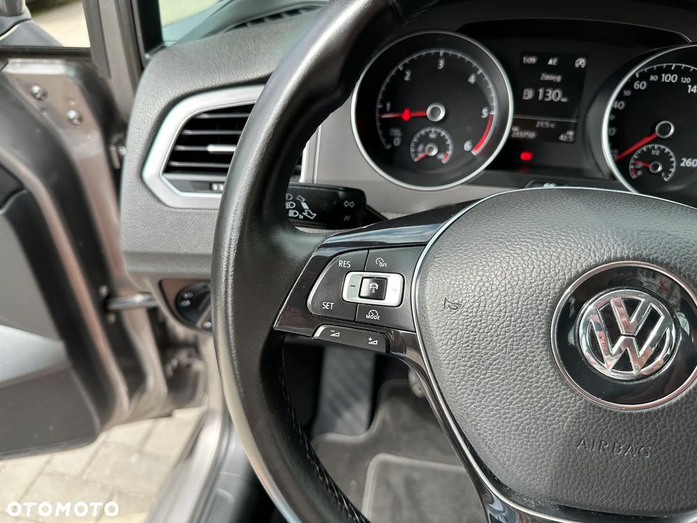Volkswagen Golf Sportsvan - 9
