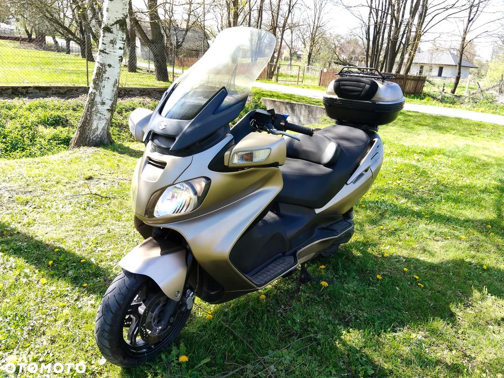 Suzuki Burgman - 1