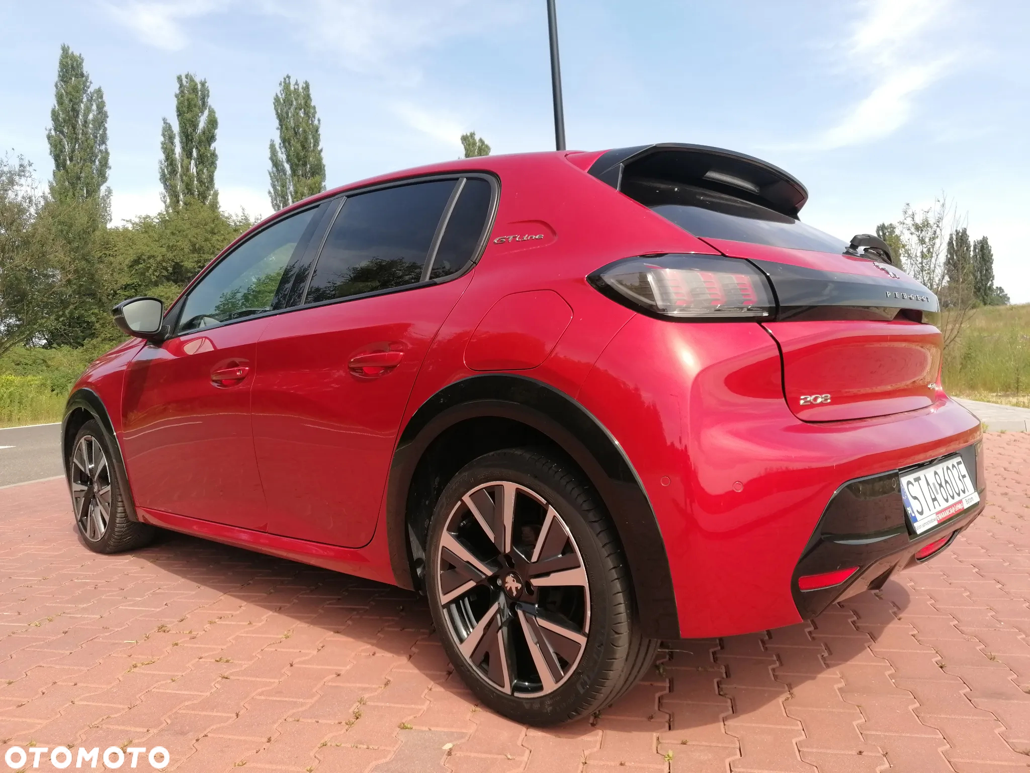 Peugeot 208 PureTech 100 GT - 13