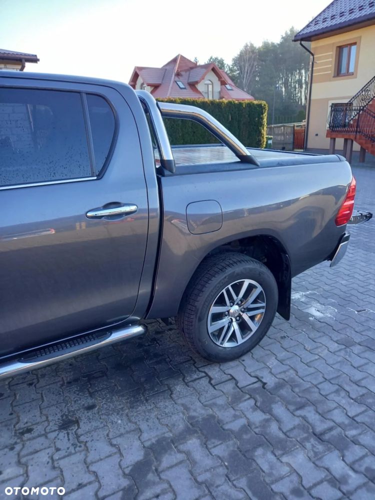 Toyota Hilux 2.4 D-4D Double Cab SR5 4x4 - 14