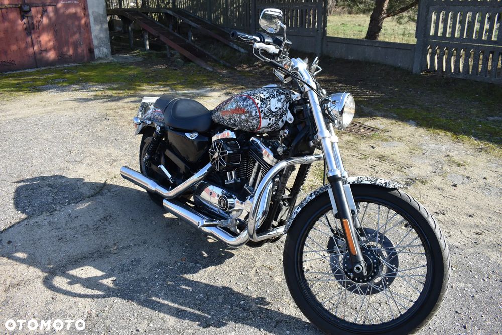 Harley-Davidson Sportster Custom 1200C - 16