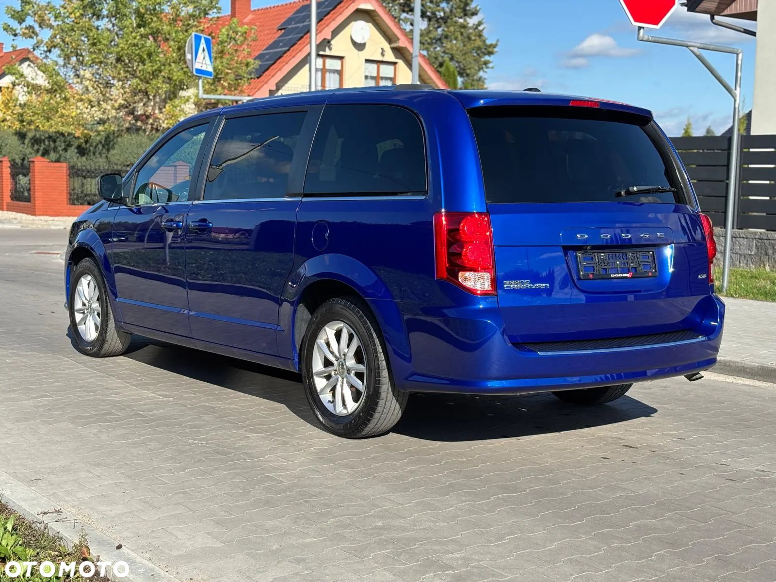 Dodge Grand Caravan - 17