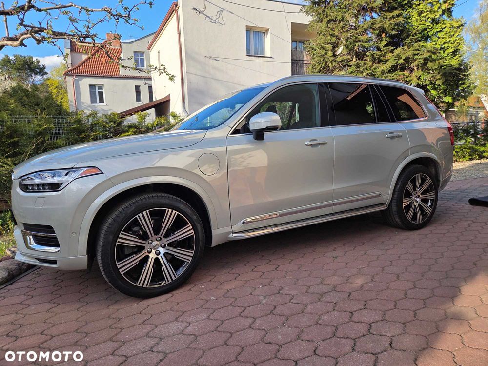 Volvo XC 90 - 1