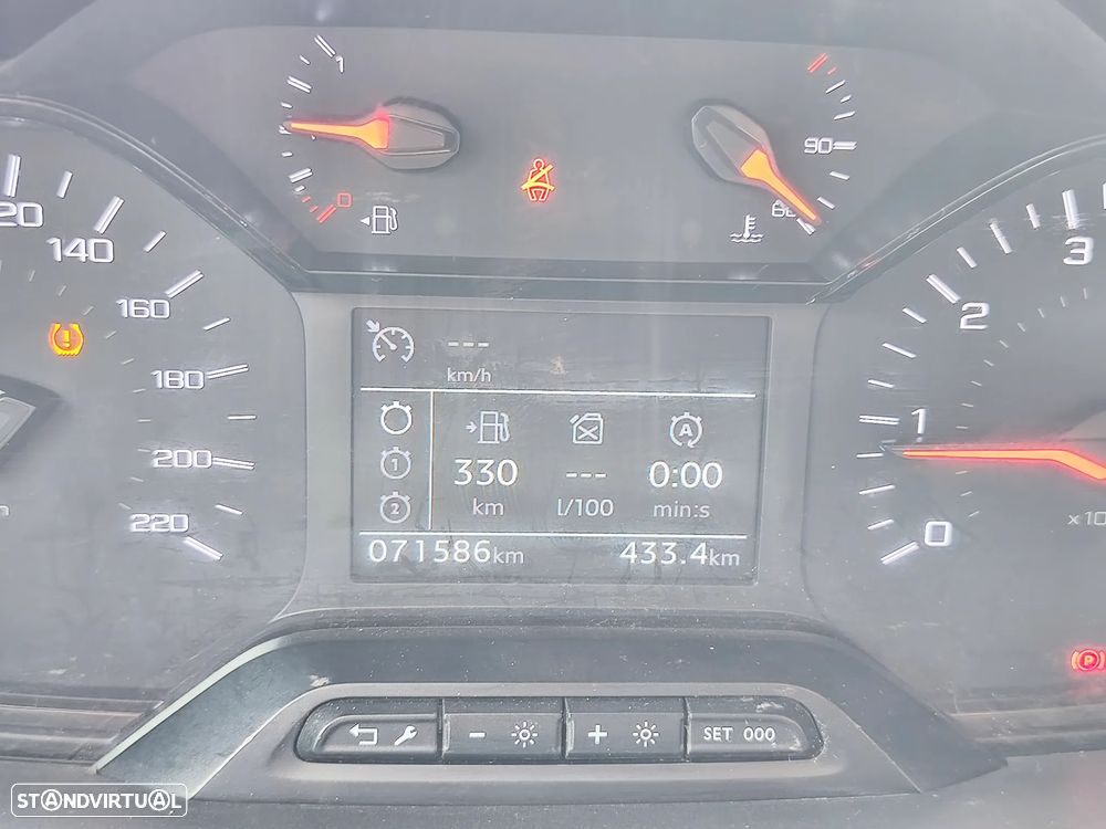 Peugeot Partner L2 Asphalt - 16