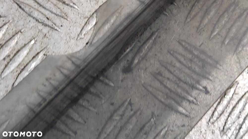 OWIEWKI KOMPLET OPEL FRONTERA A - 2