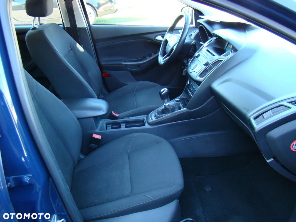 Ford Focus 1.5 TDCi DPF Start-Stopp-System Business - 11