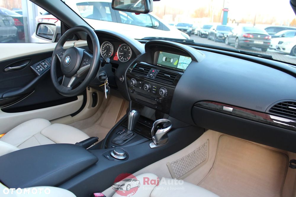 BMW Seria 6 650 i - 12