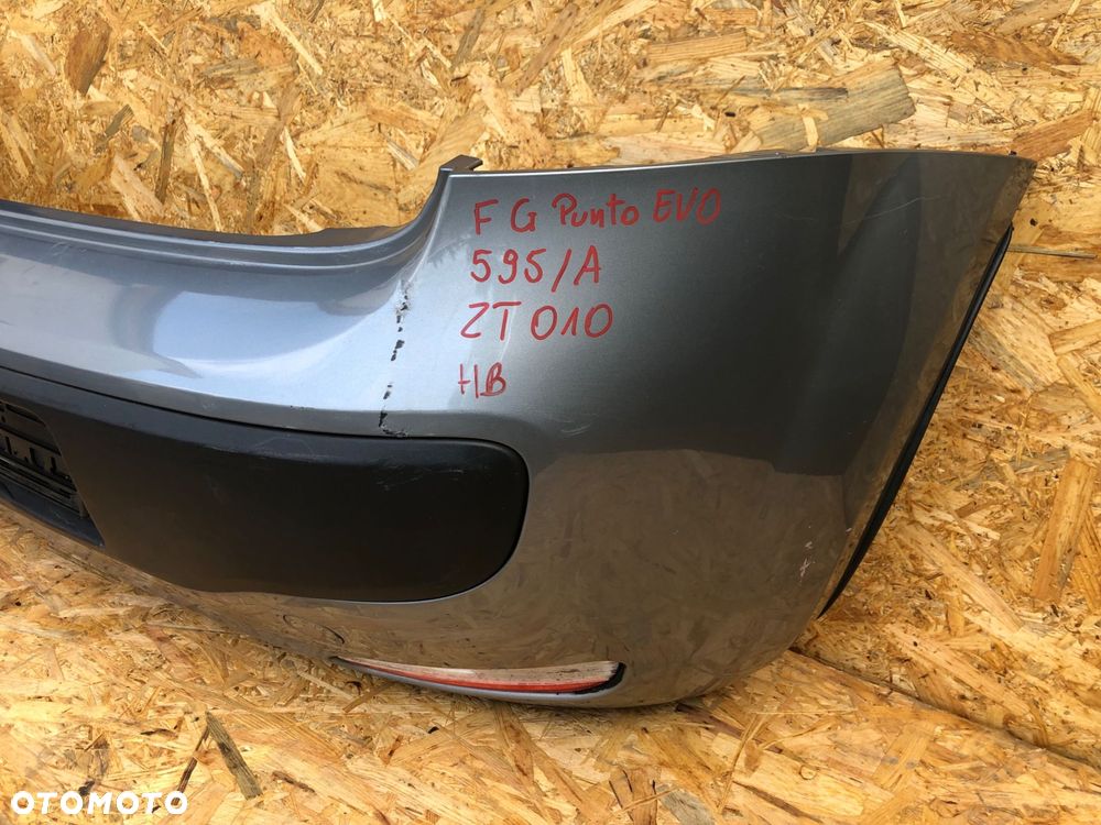 Fiat Grande Punto Evo zderzak tył H B 595 łamane przez A - 6