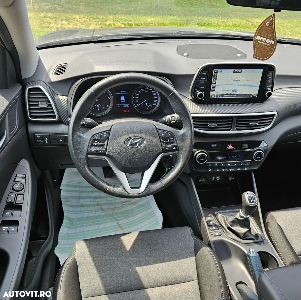 Hyundai Tucson 1.6 CRDi 4WD 6MT Premium - 9