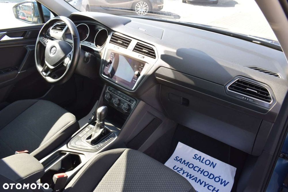 Volkswagen Tiguan - 27