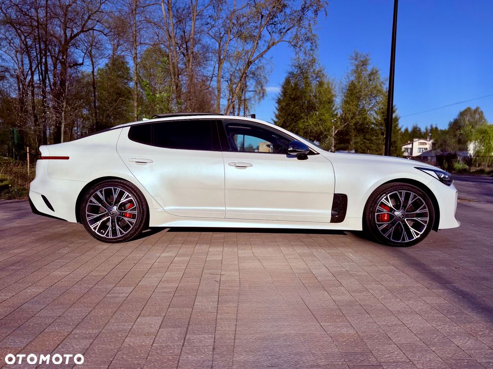 Kia Stinger 3.3 T-GDI AWD GT - 6