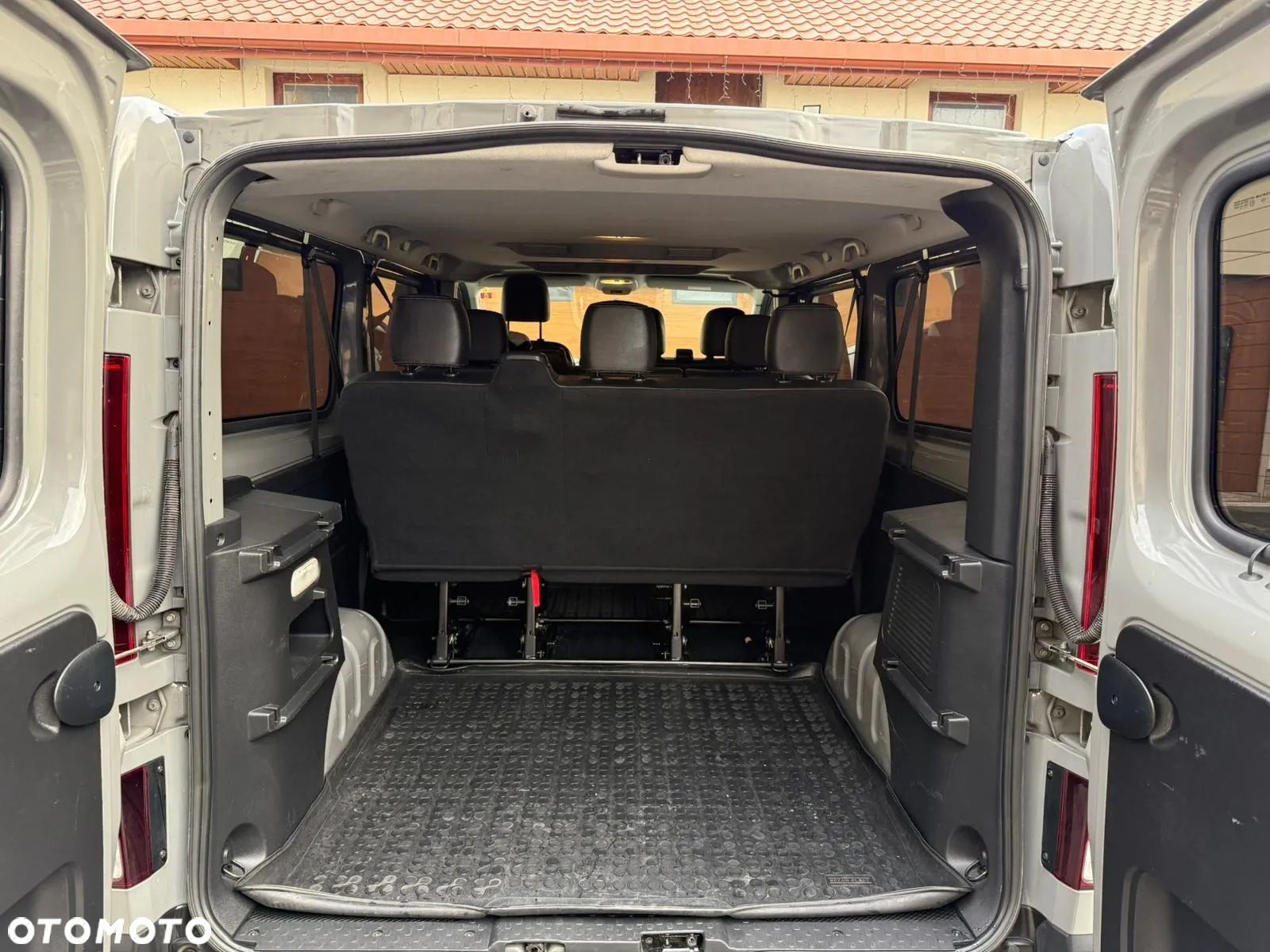 Renault Trafic SpaceClass 1.6 dCi - 7