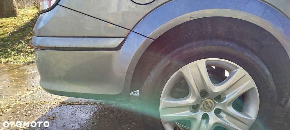 Opel Astra 1.6 Edition 111 Jahre - 15