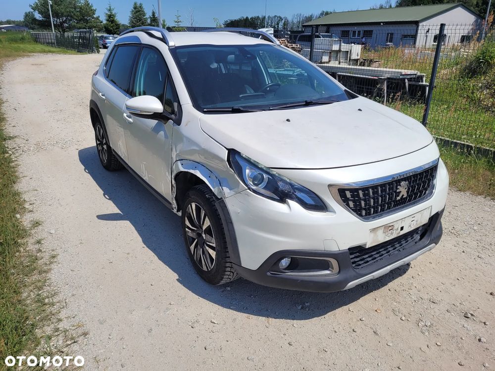 Peugeot 2008 - 12