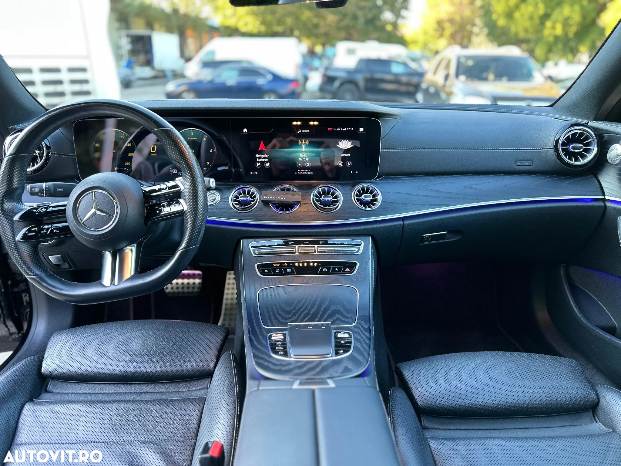 Mercedes-Benz E 220 d 4Matic Coupe 9G-TRONIC Night Edition - 13