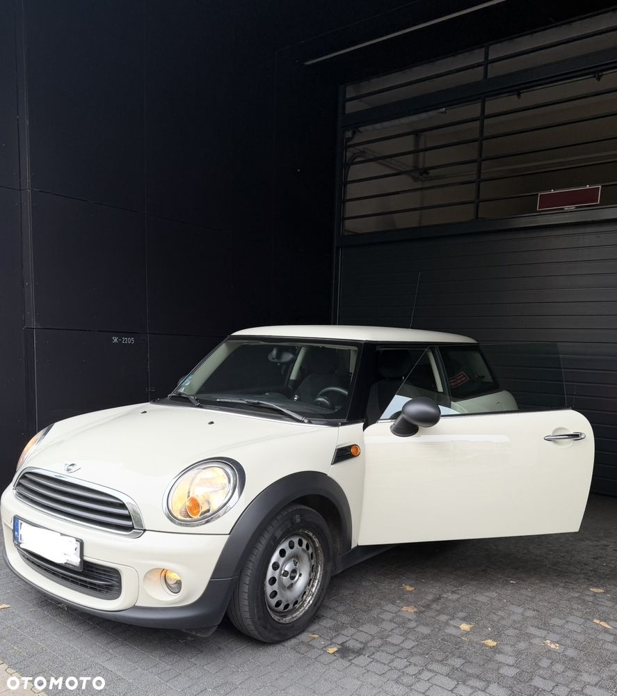 MINI ONE Standard - 11