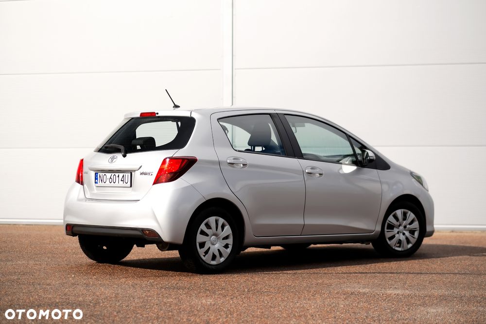 Toyota Yaris 1.0 Premium EU6 - 4