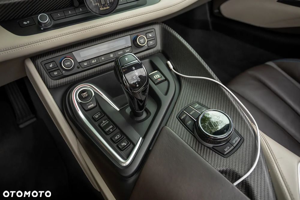 BMW i8 - 25