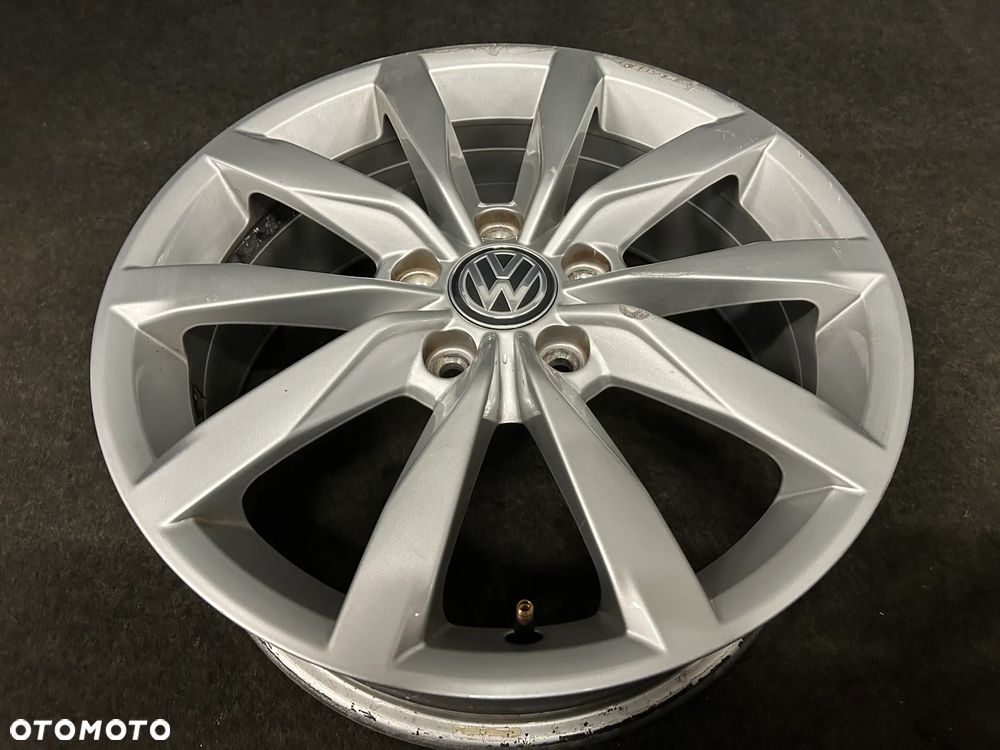 Alufelga VW Golf 7 17 cali 5x112 1szt. 5G0601025K - 2