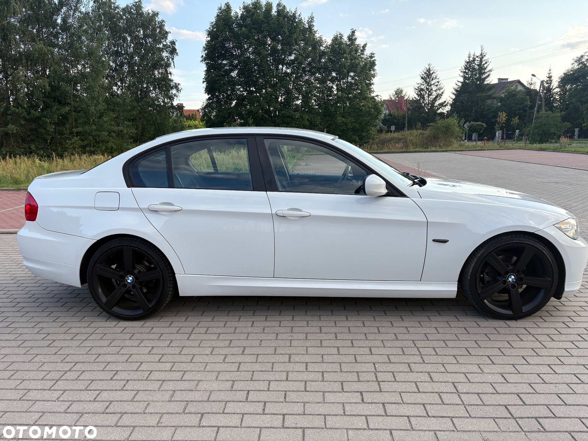 BMW Seria 3 318d - 4
