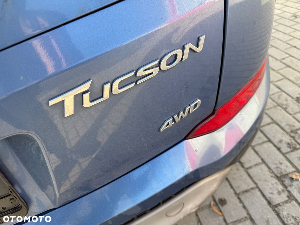 Hyundai Tucson 2.0 CRDi 4WD Automatik Advantage - 21