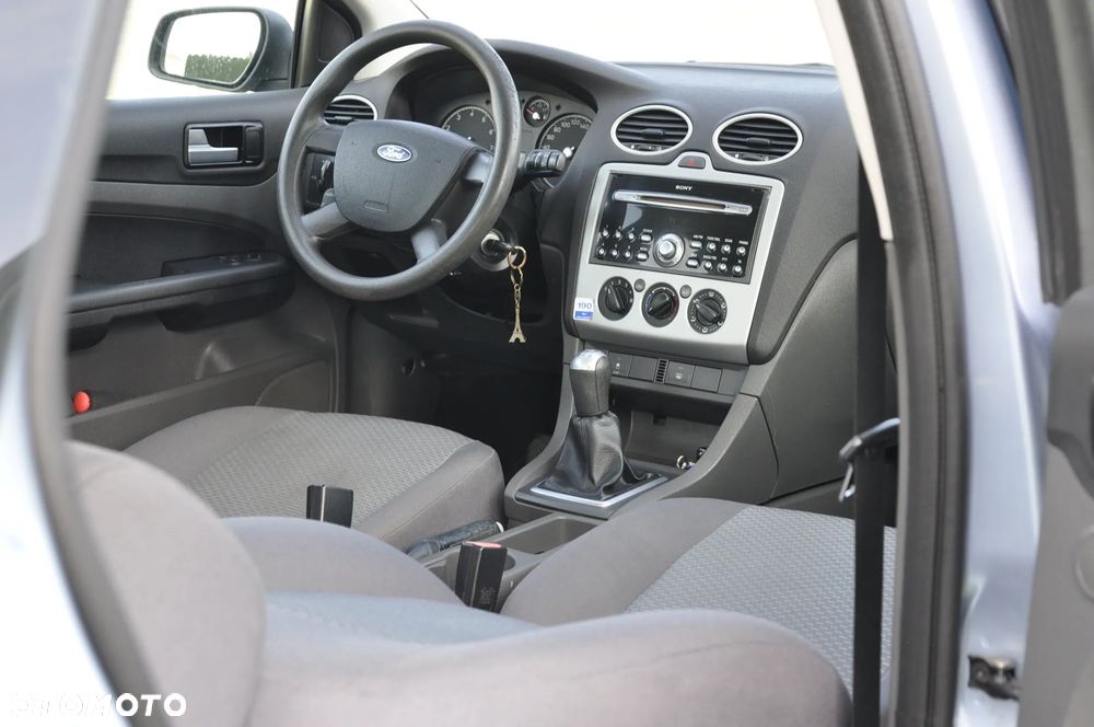 Ford Focus - 18