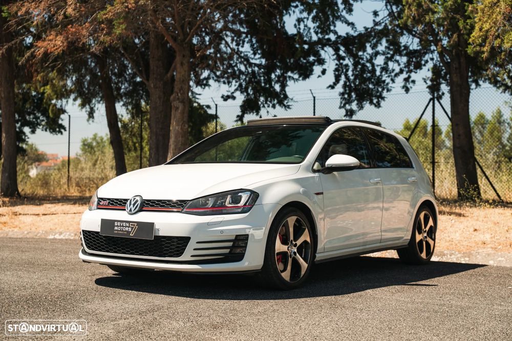 VW Golf 2.0 TSi GTi DSG Performance - 4
