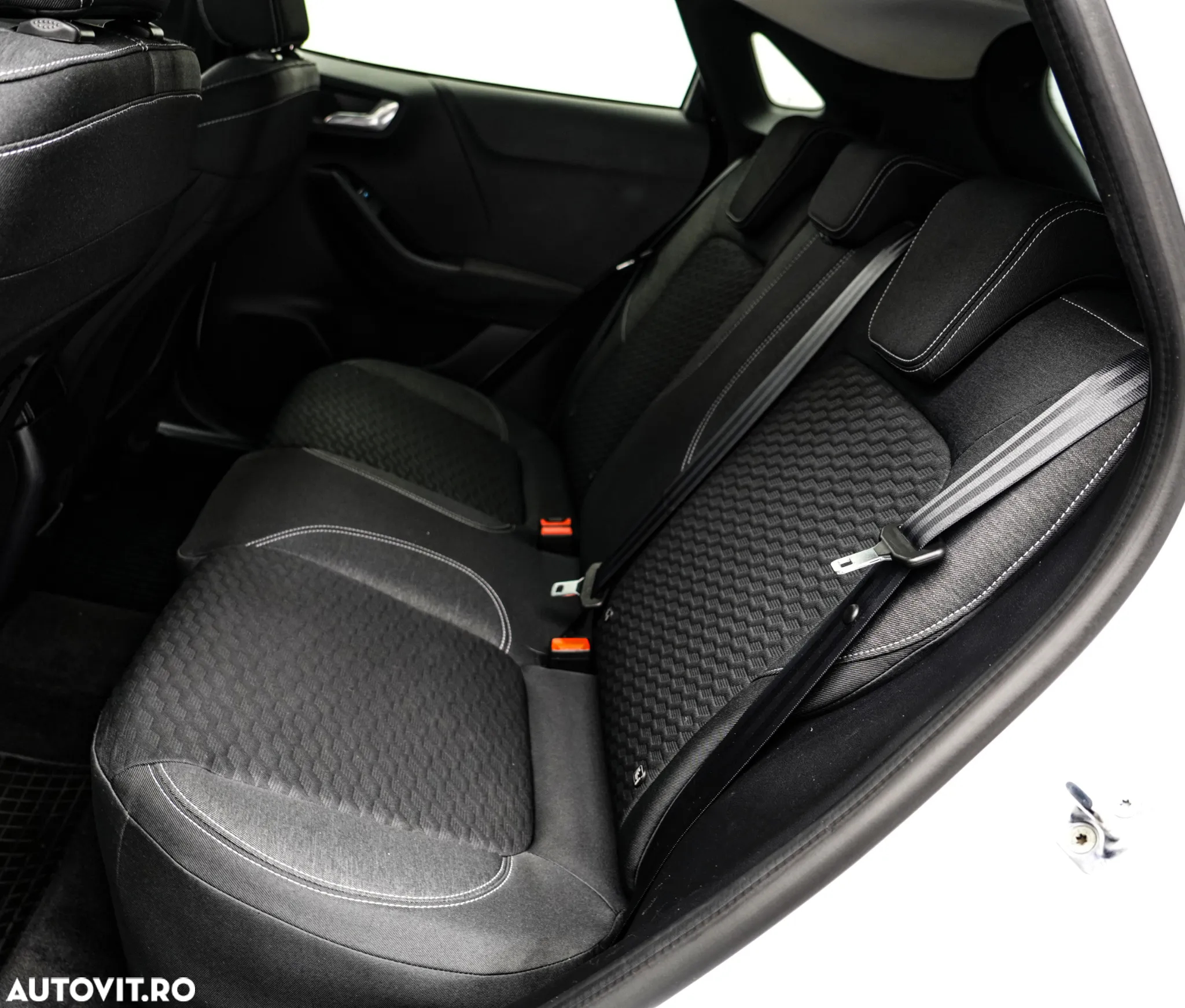 Ford Puma 1.0 EcoBoost Titanium - 16