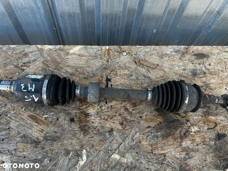 PÓŁOŚ LEWA MAZDA3 3 BM 1.5D 13-17R - 1