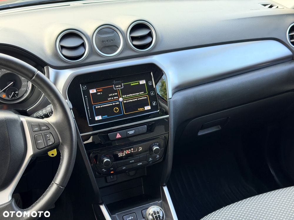 Suzuki Vitara 1.0 Boosterjet Premium 2WD - 10