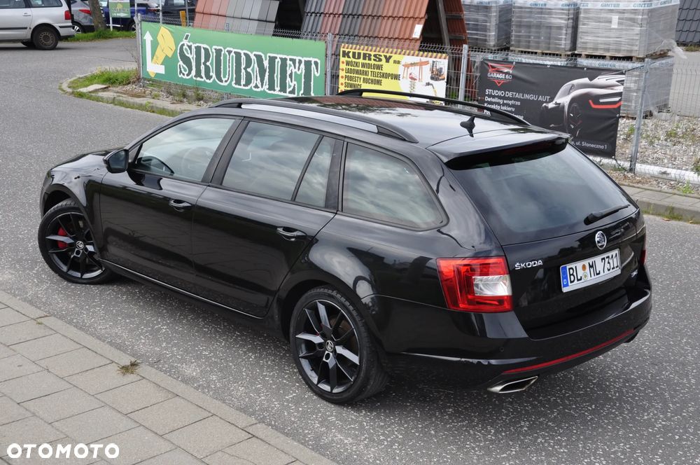 Skoda Octavia 2.0 TDI DSG RS - 9