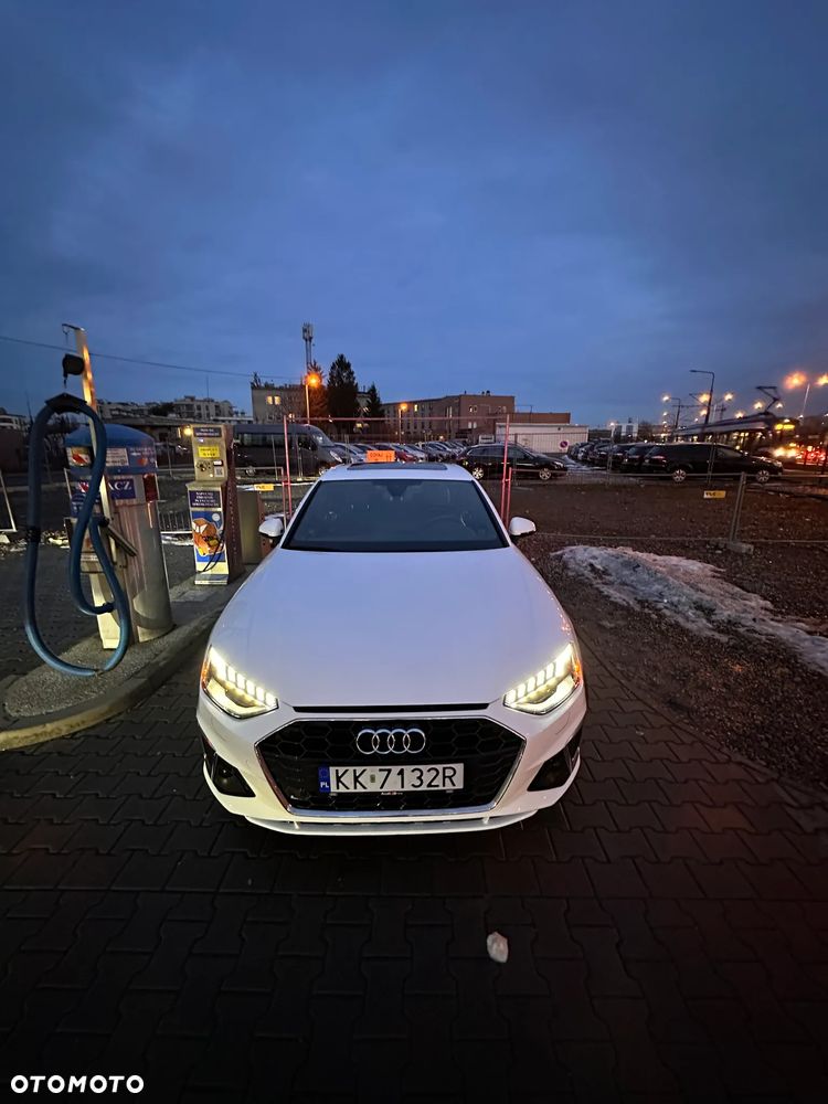 Audi A4 Limousine - 33