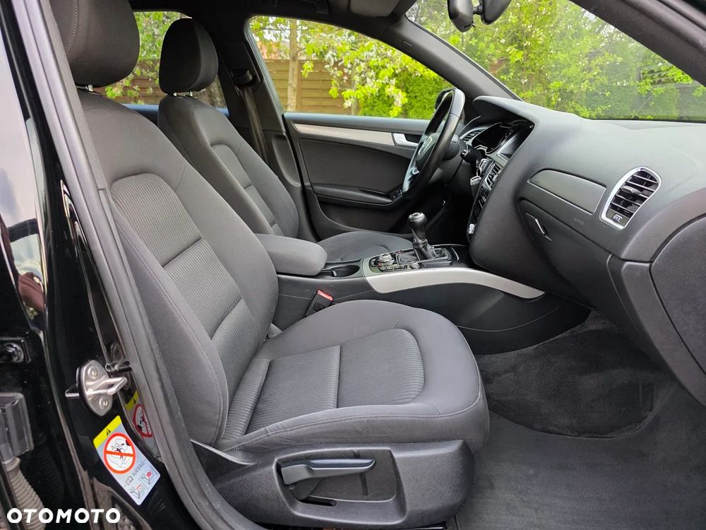 Audi A4 Limousine - 26