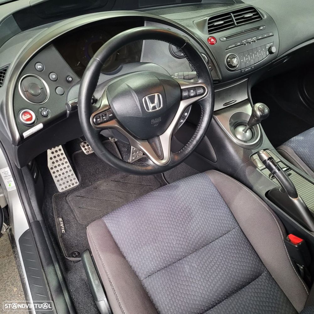 Honda Civic 1.4 i-VTEC Elegance - 7