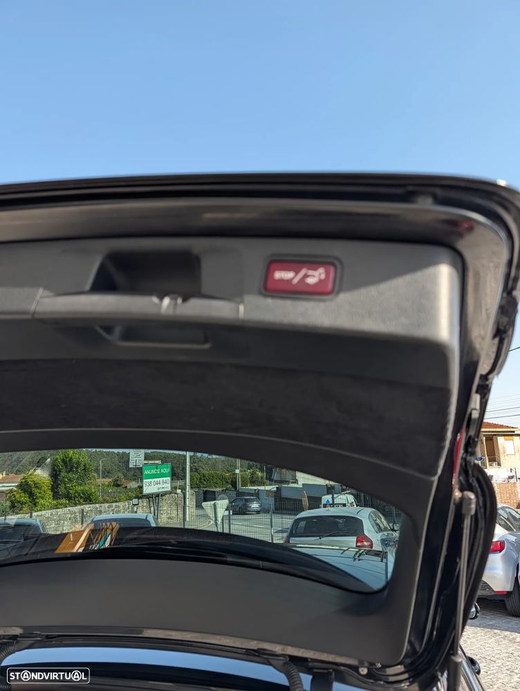 Mercedes-Benz E 220 d 9G-TRONIC AMG Line - 25