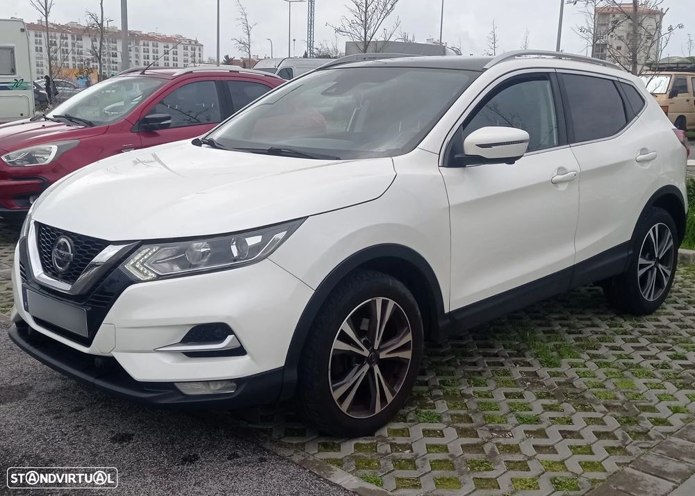 Nissan Qashqai - 2