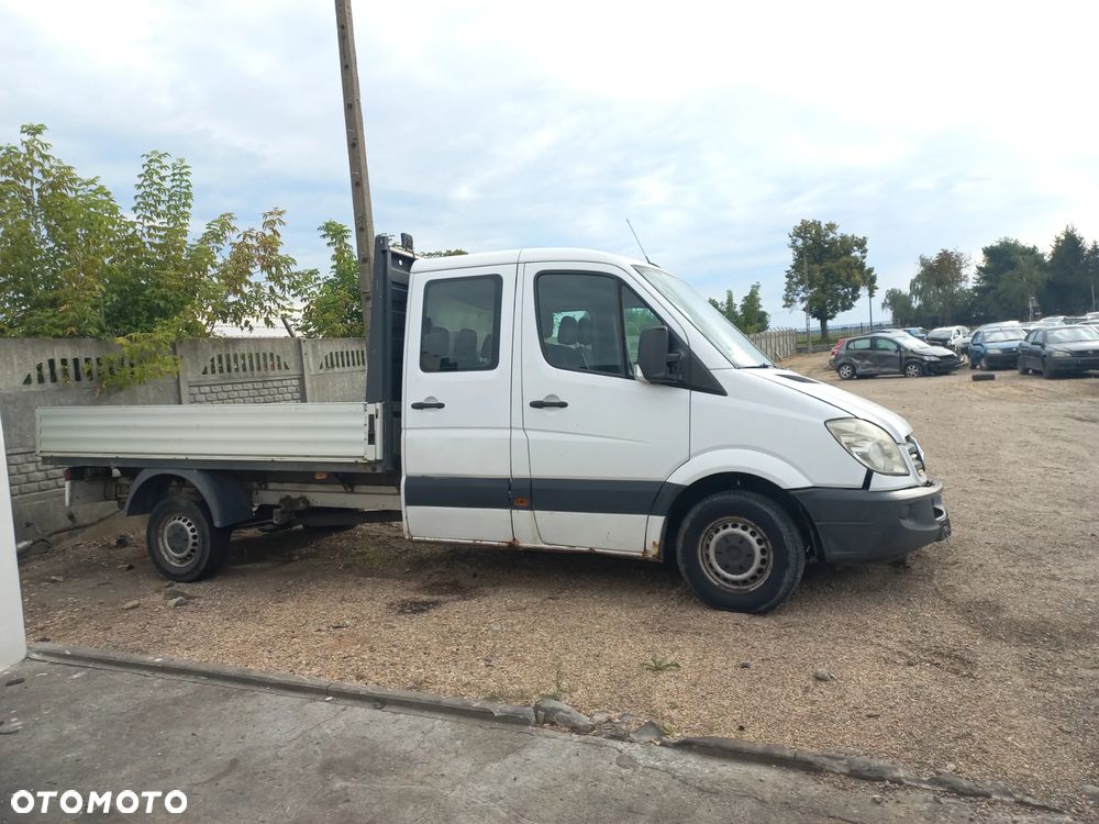 Mercedes Sprinter 2.2 CDI 07r W906 maska zderzak lampa wszystkie części - 2
