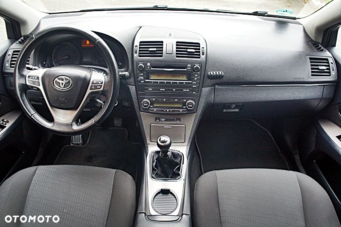 Toyota Avensis 1.8 Life - 21