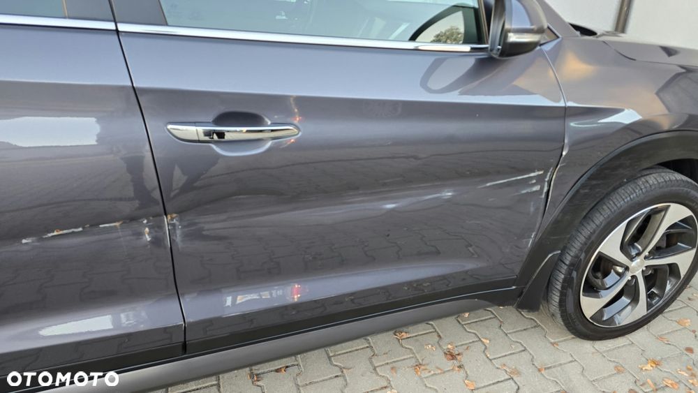 Hyundai Tucson 2.0 CRDI Comfort 4WD - 31