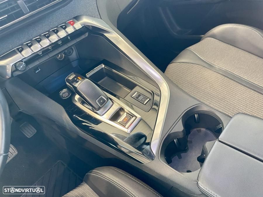 Peugeot 5008 1.2 PureTech Allure Pack EAT8 - 14