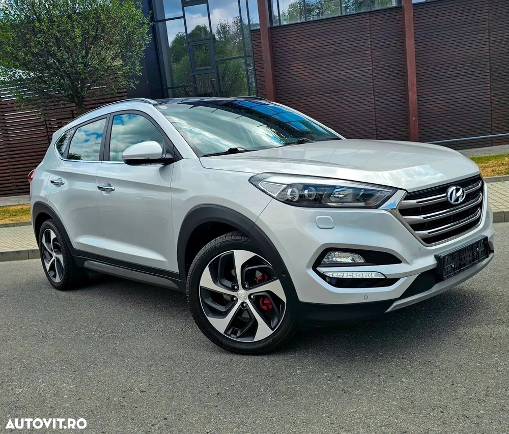 Hyundai Tucson 2.0 CRDI 4WD Automatik Premium - 3