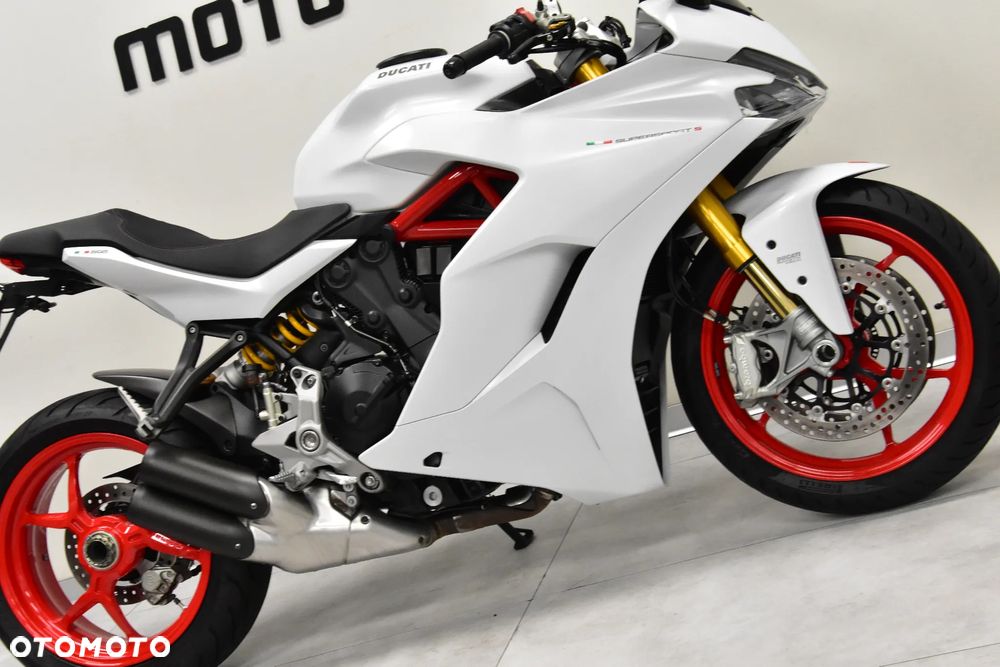 Ducati SuperSport - 11