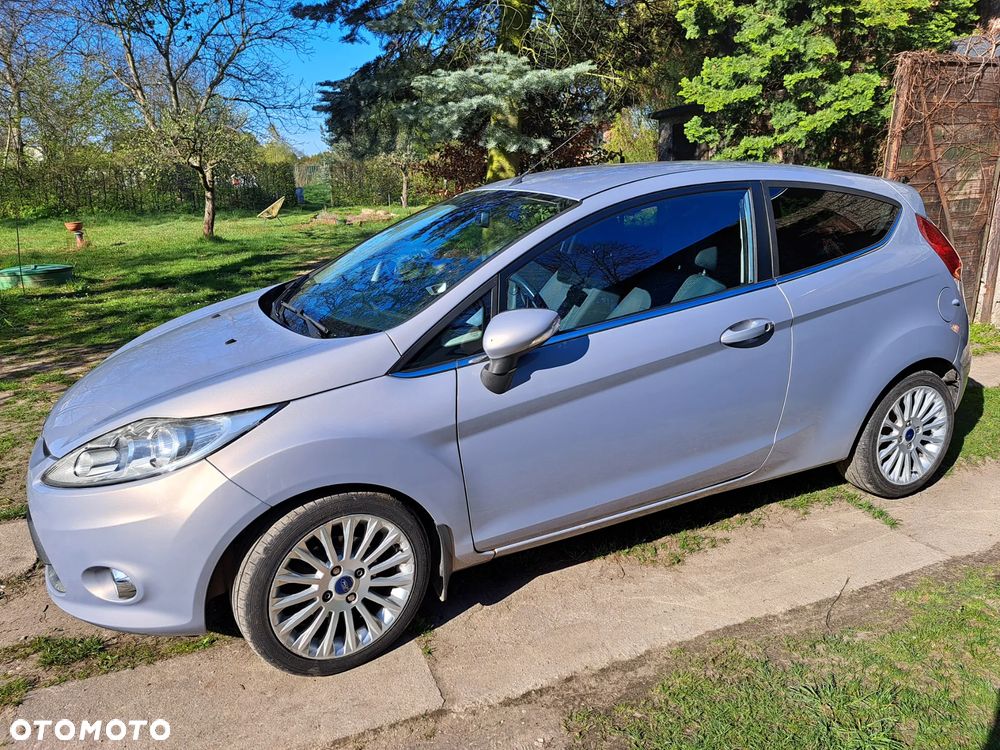 Ford Fiesta 1.25 Ambiente EU5 - 3