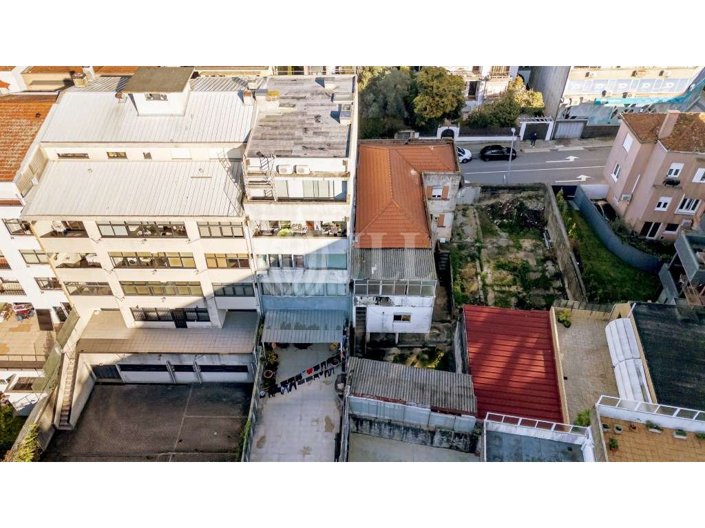 Prédio para reabilitar em Paranhos, Porto - Grande imagem: 3/6