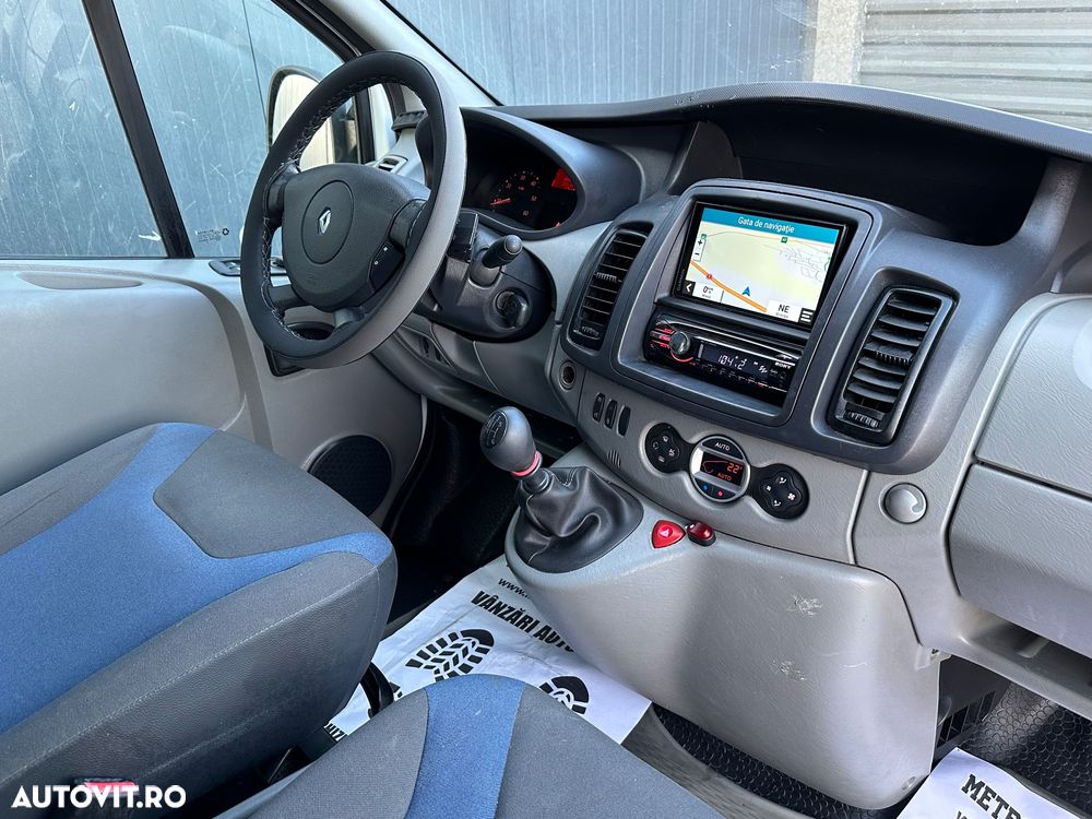 Renault Trafic - 6